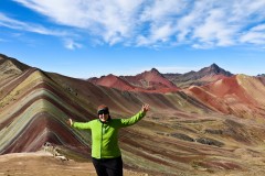 PERU: Rainbow Mountains